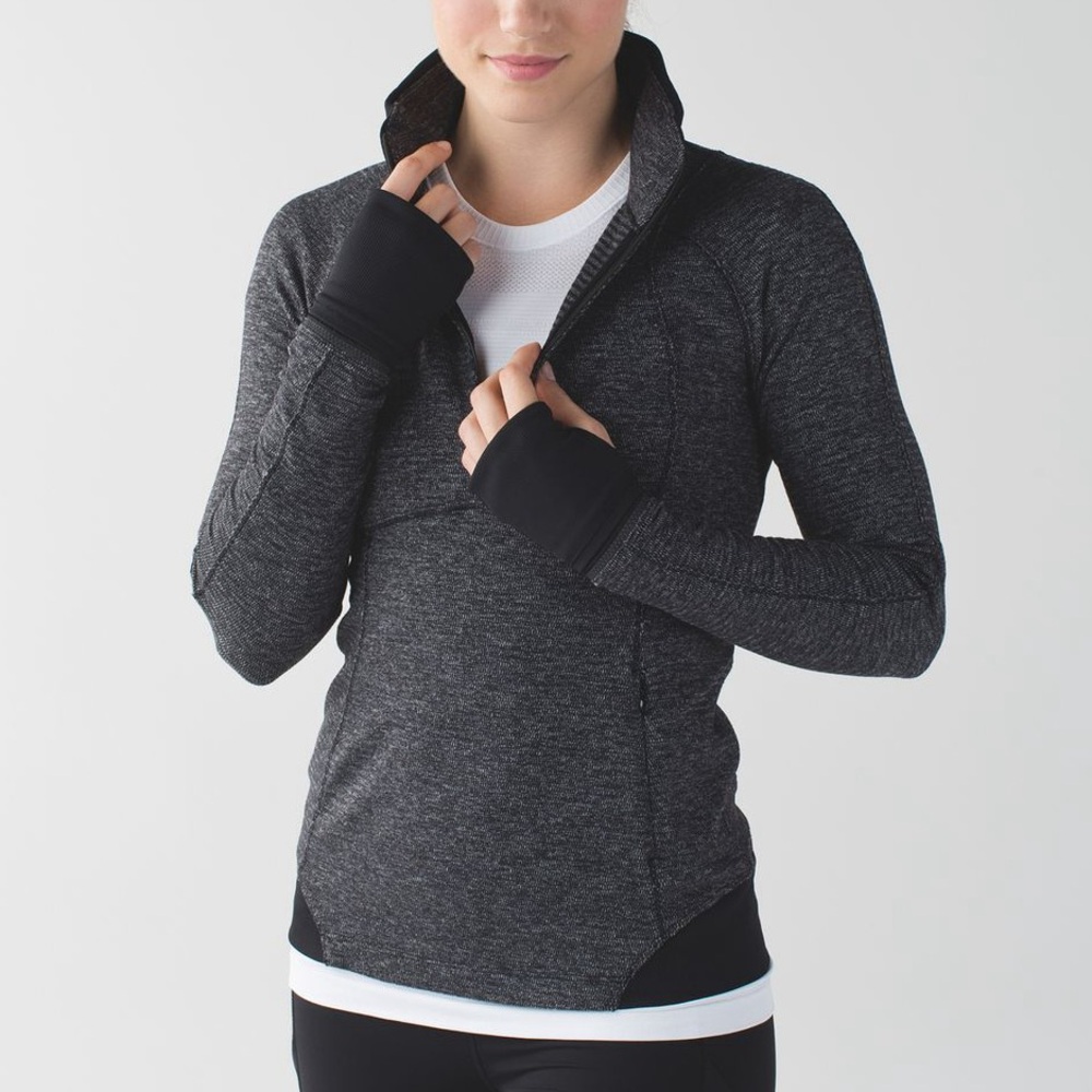 Lululemon Runderful 1/2 Zip Long Sleeve
Mini Check Pique Black Heathered Black